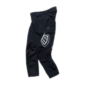 Mono Black