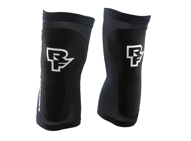 Race Face Charge Knee Pad Stealth